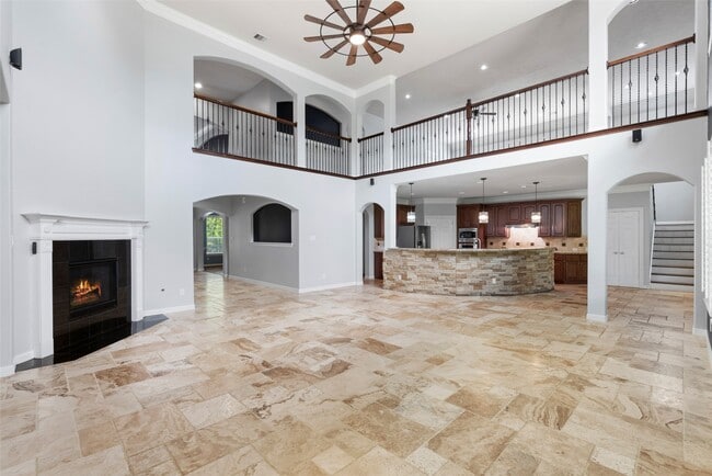 Building Photo - 7827 Trinity Hills Ln Rental
