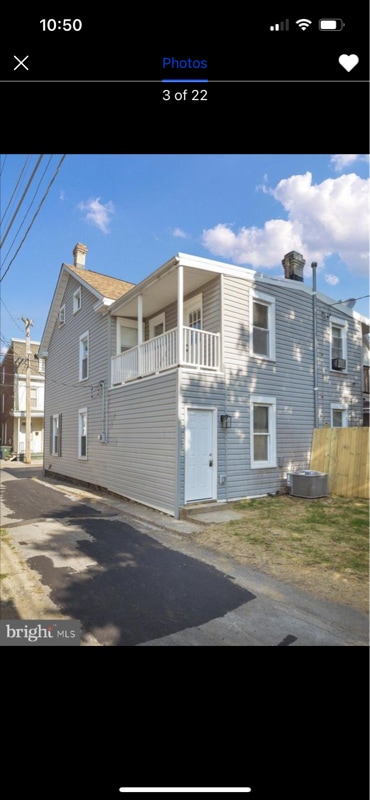 Photo - 310 N Locust St