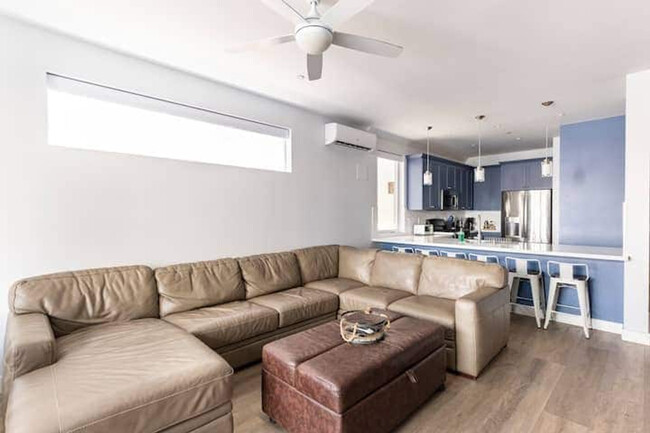 Photo - 721 Island Ct Apartamento Unidad FL1-ID1018344P