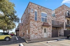 Building Photo - 6501 E Hill Dr Unit 106