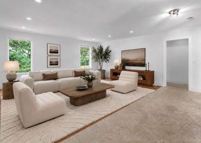 Photo - 7711 Erwin Rd