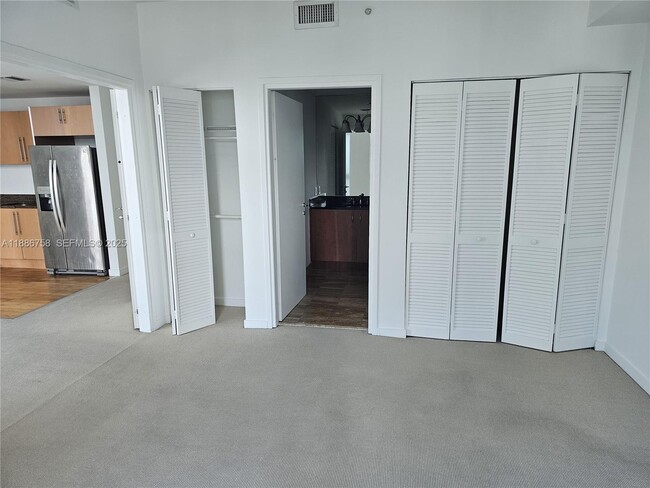 Photo - 300 S Biscayne Blvd Unit 3209