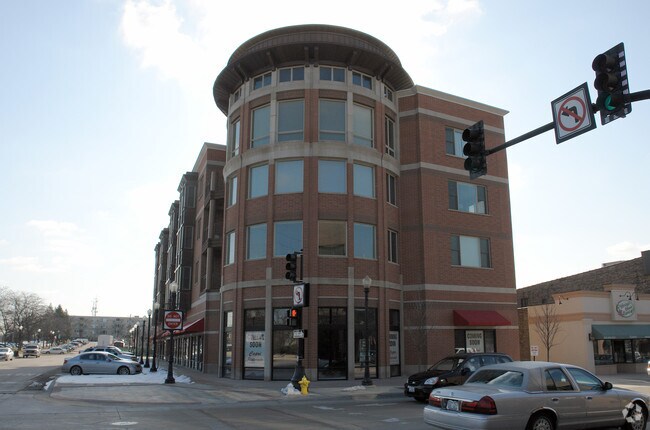 Primary Photo - Acadia on the Green