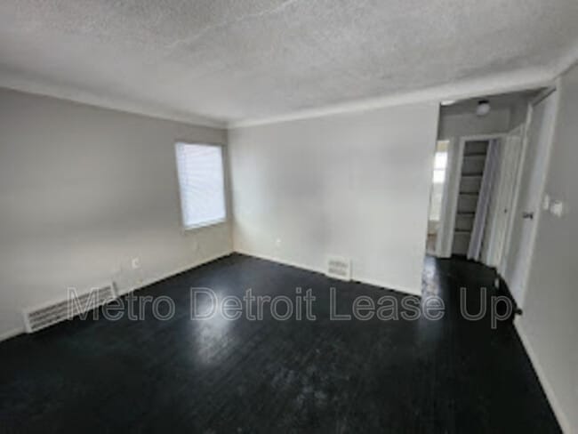 Photo - 12000 Plainview Ave