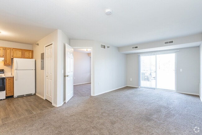 Emerald Creek Apartments