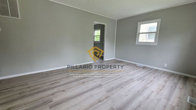Photo - $500 OFF MOVE IN COSTS! Discover this beautifully renovated 3-bedroom, 1-bathroom gem.