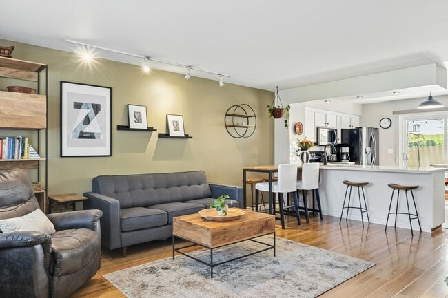 Photo - Beautifully Renovated Townhome-MUST SEE!!!