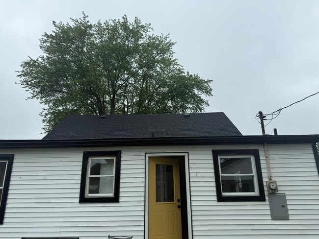 Photo - 3007 Daviess St