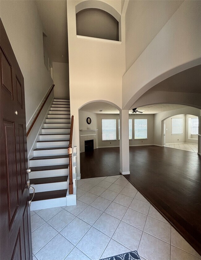 Photo - 18002 Secret Branch Ln