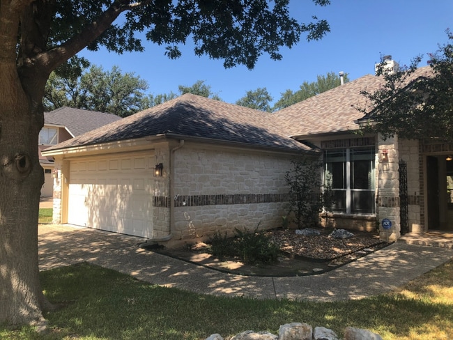 Photo - 137 Antler Cir