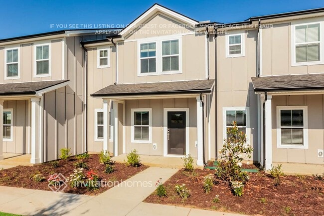 Photo - 221 River Rock Dr
