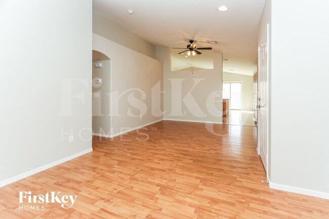 Photo - 9037 Meisenheimer Ave