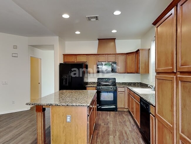 Photo - 1006 Lone Pine River Ave