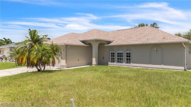 Building Photo - 3131 SW 19th Ave Rental