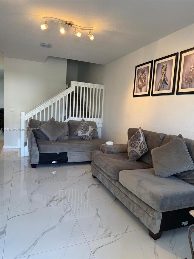 Photo - 13150 SW 233rd St Casa