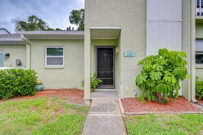 Photo - 230 Cypress Pl