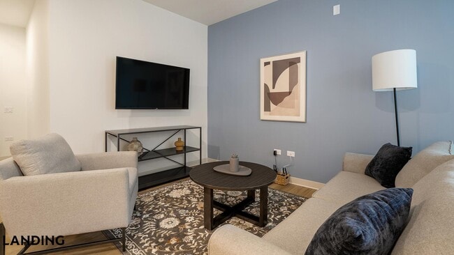 Photo - 1529 N Fremont St Unidad 315