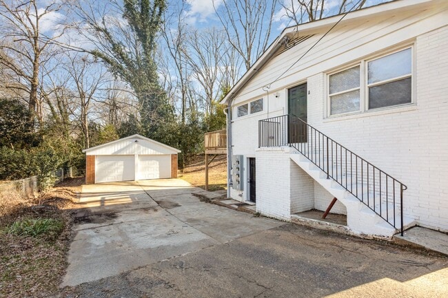 Photo - 6037 Ingleside Dr