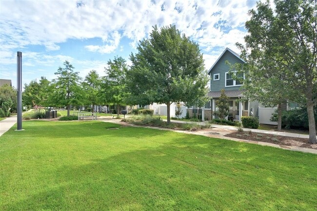 Photo - 7706 Mandela Bend