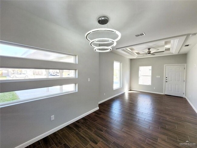 Photo - 5805 Nightingale Ave Unit 2