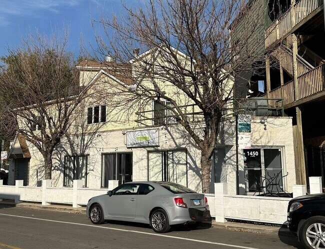 Photo - 1450 W Webster Ave Condo Unit 2