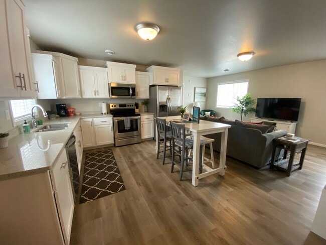 3 bedroom, 2 bath townhomes - NEW CONSTRUC... - 3 bedroom, 2 bath townhomes - NEW CONSTRUC...