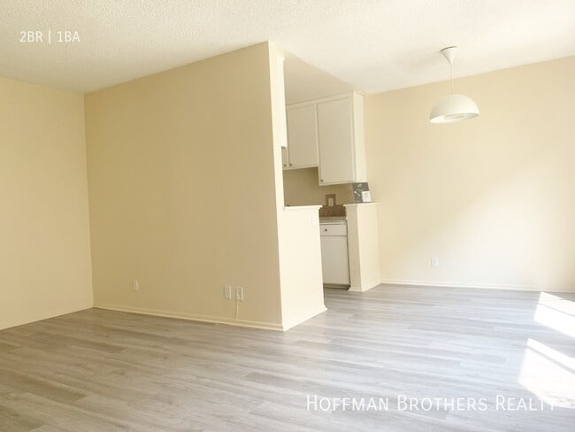 Photo - 3646 Westwood Blvd Unidad 17