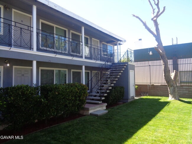 Building Photo - 44254 Beech Ave Rental