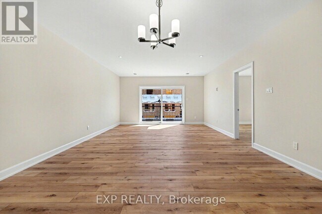 Photo - 448 Falcon Ln