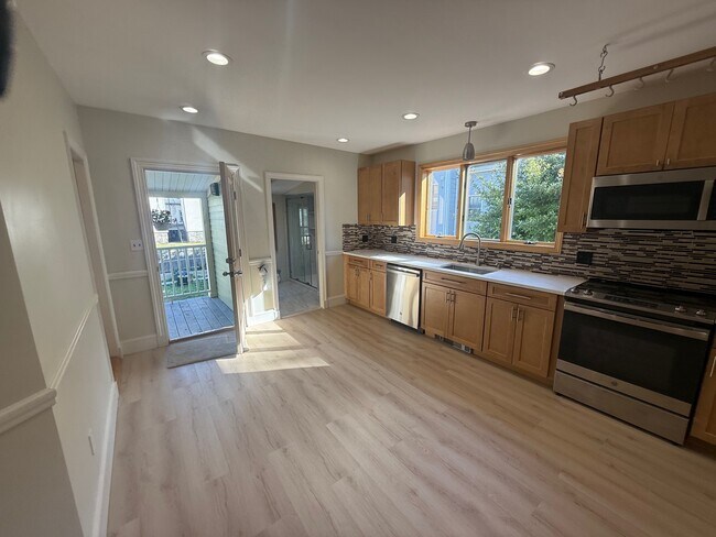 Photo - 48 Shannon St