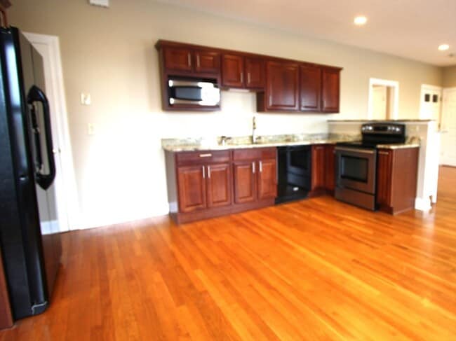 Photo - 53 E Central St Unit 3