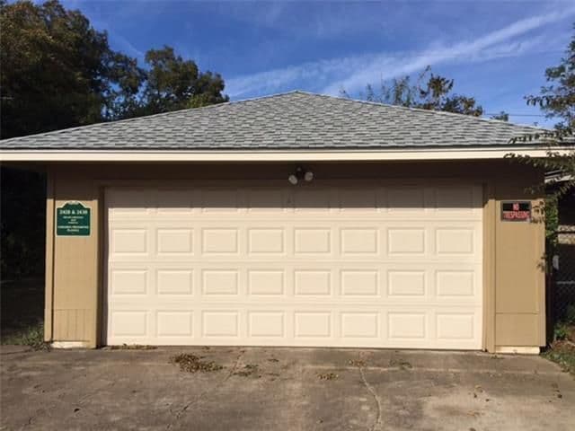 Photo - 2430 Lakeview Cir