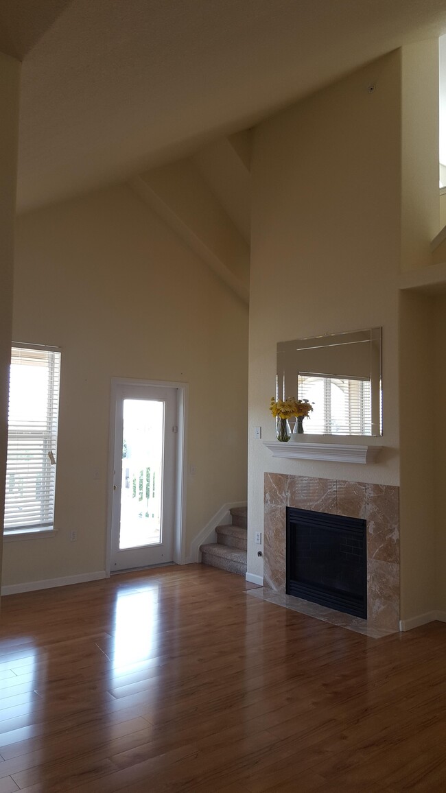 Living room - 18959 E Warren Dr Condo Unit 302