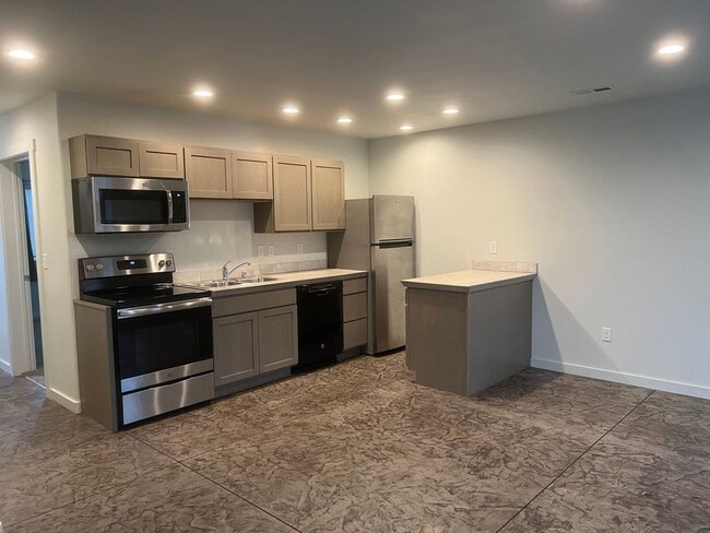 Photo - F St NE Townhomes