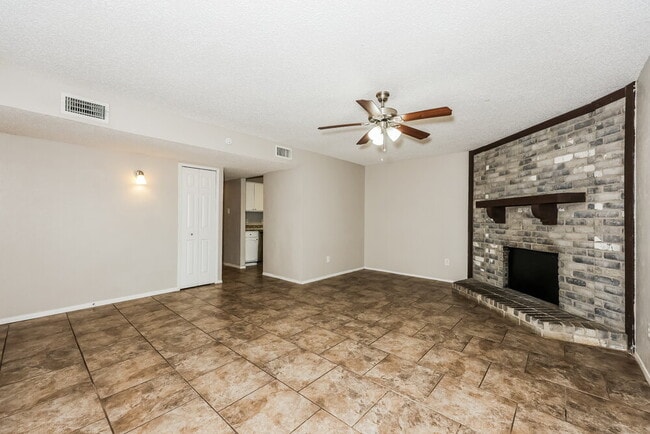 1522 Sunset Ln