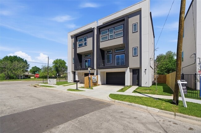 Photo - 5507 Hershe St