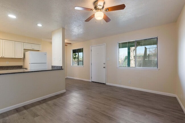 CRESTWOOD APARTMENTS