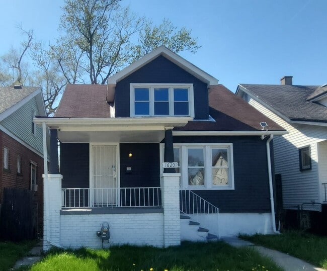 Building Photo - 16201 Turner St