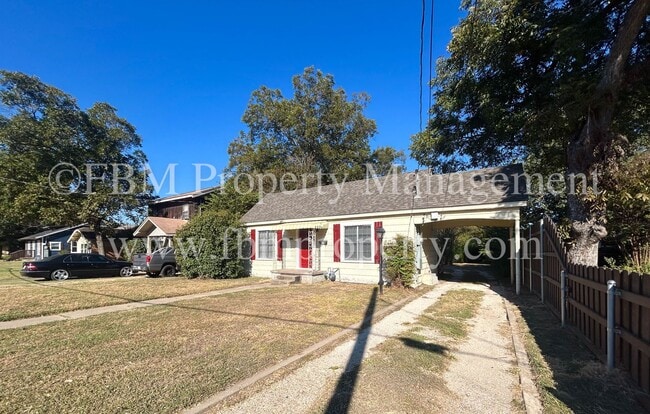 Photo - 2008 W 3rd Ave