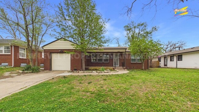 Building Photo - 886 S Fabrique Dr