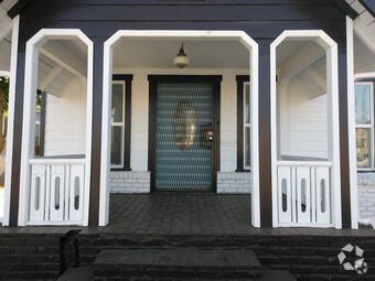 Main Entrance - 5733 S Rimpau Blvd Rental