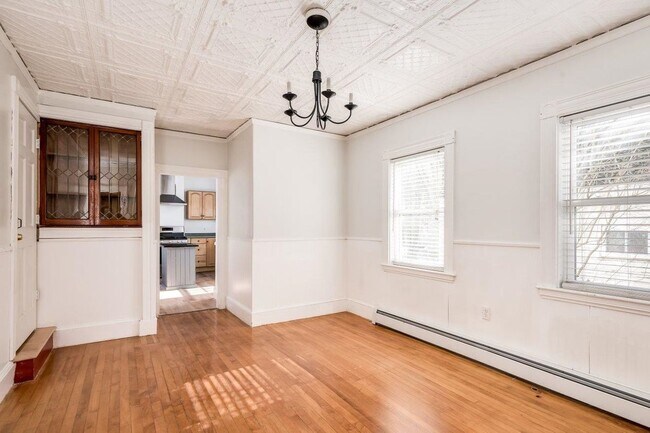 Photo - 43 Main St