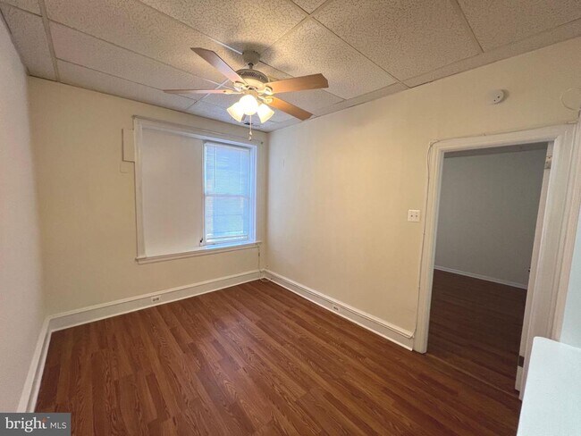 Photo - 7979 Oxford Ave Unidad SECOND FLOOR