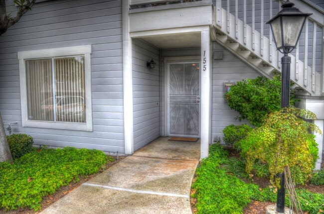 Well Kept 2BD Condo with Sunset Views - Well Kept 2BD Condo with Sunset Views