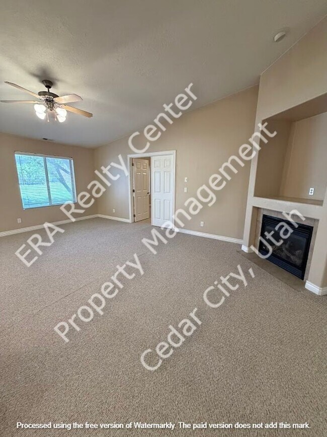 Photo - Move-In Discount - 3 Bedroom 2 bath in The Seasons