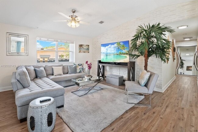 Photo - 4276 SW 56th Ave