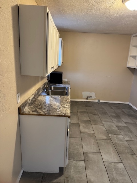 Photo - 850 Elwood St