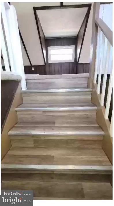 Photo - 1078 Lalor St Unit 2