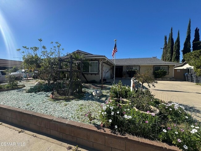 Photo - 2299 Keystone St