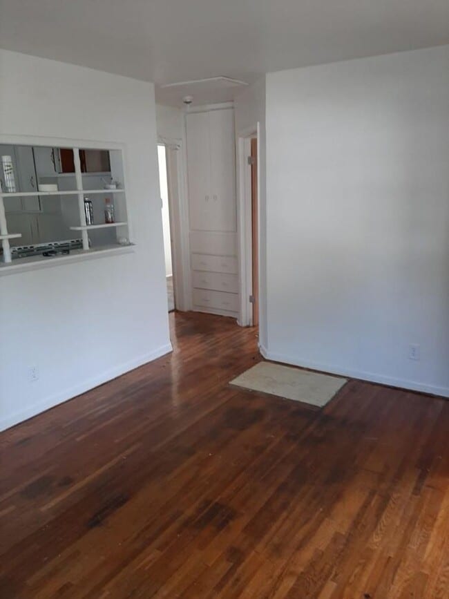 Photo - 1 Bed 1 bath